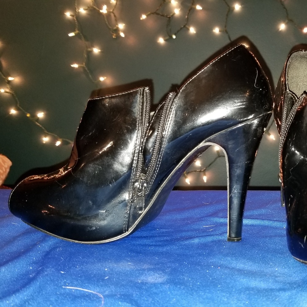 Cute black open toe booties
